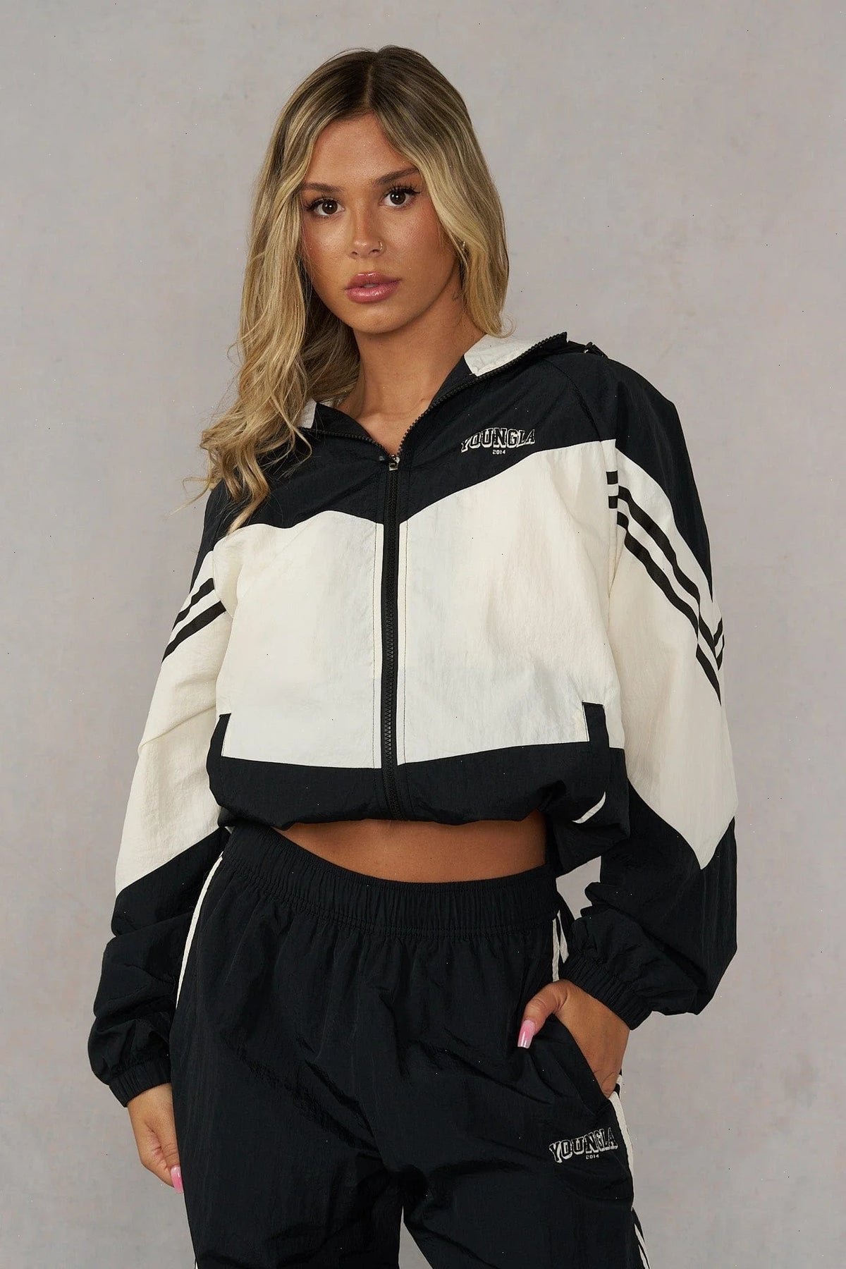 W5166 - Vintage Windbreaker